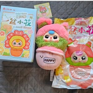 Baby Three A Small Flower